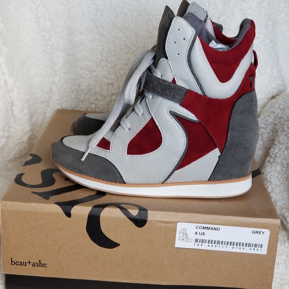 Beau+Ashe sneaker wedge by Shoedazzle - Sz 8
